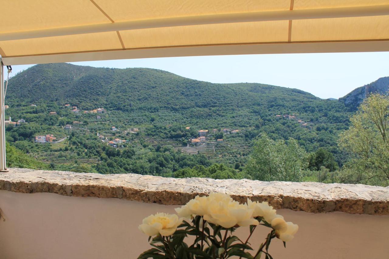 B&B Rubando Le Nuvole Орко-Фельино Экстерьер фото